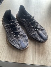 Adidas Yeezy Boost 350 V2