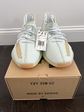 Adidas Yeezy Boost 350 V2